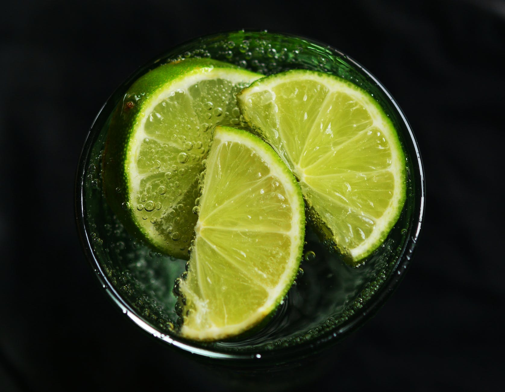 beverage bubble citrus close up